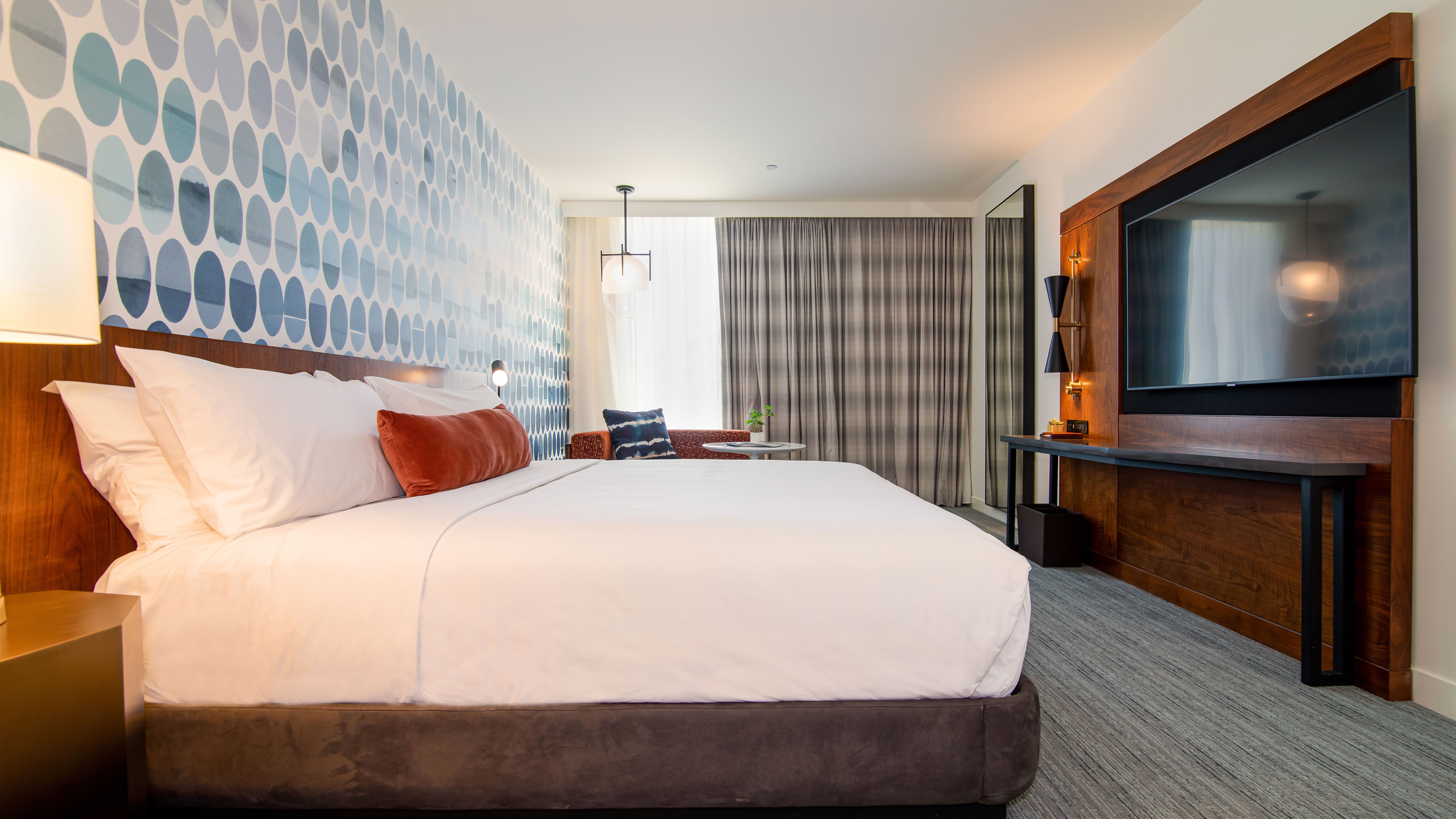 Corner One-Bedroom Suite