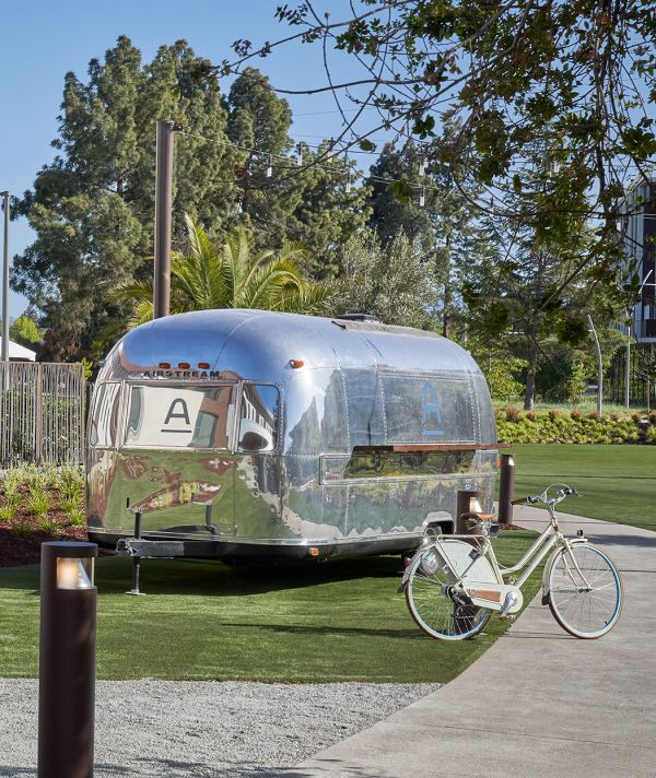 The Airstream Bar